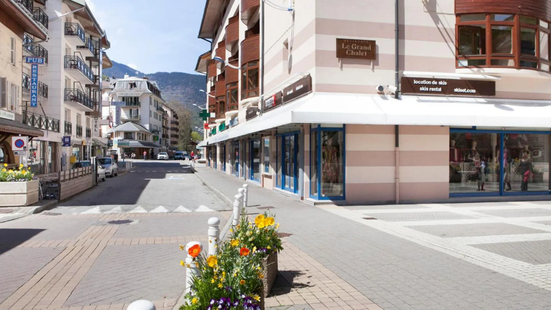 Studio 4 Pers Avec Balcon, Wi-Fi, Parking - Centre-Ville Brides-Les-Bains - Fr-1-512-231 France